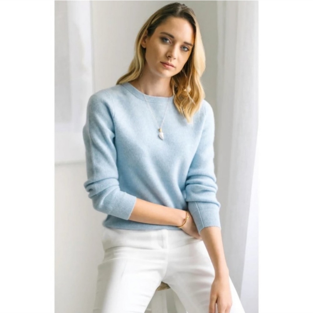 Ravella Ice Blue Camilla Luxe Cashmere Crewneck Sweater(S)